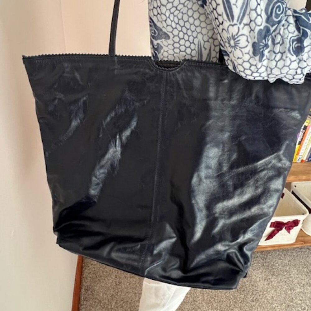 Latico Leather Tote, NWOT, Navy Blue
